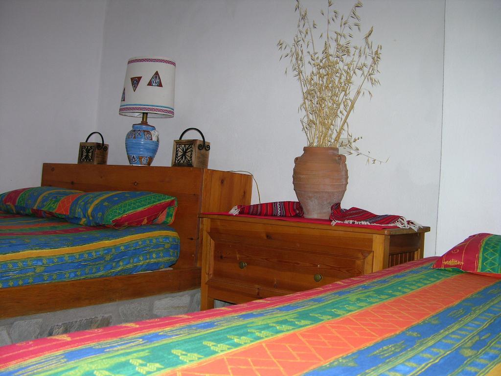 Kyra'S Paradise Potistika Chambre photo